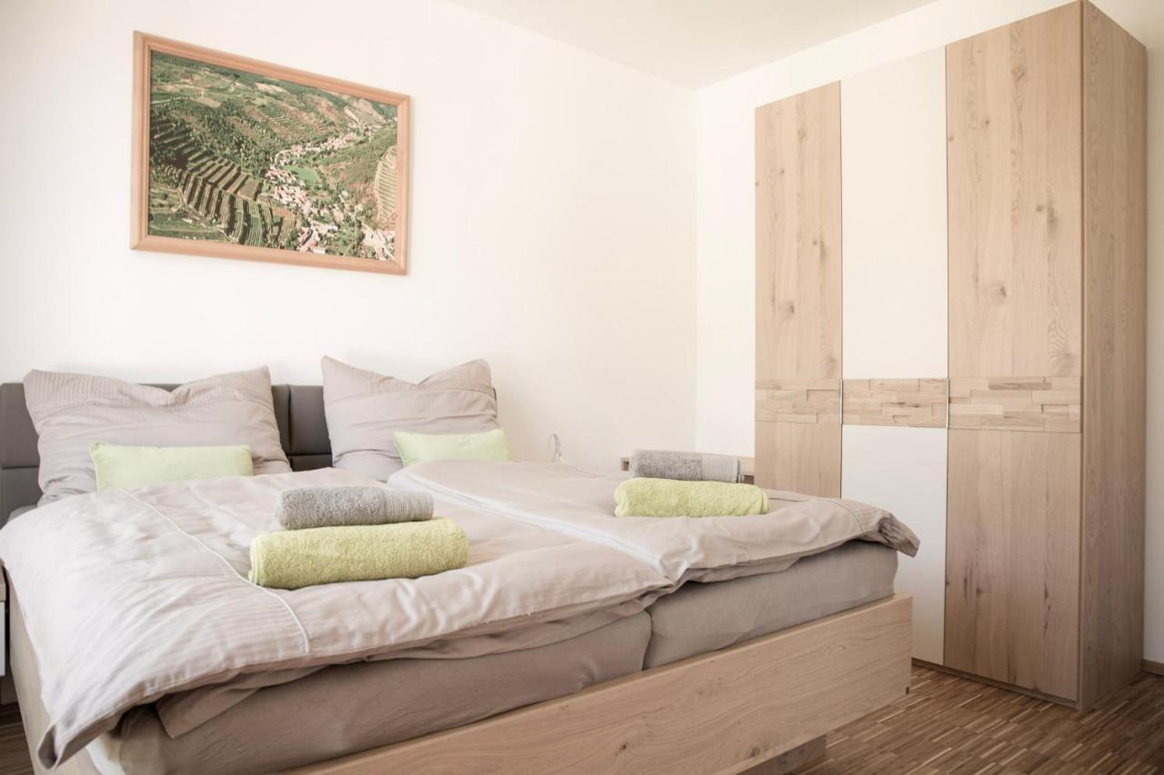 Ferienwohnung Am Weingut Eisenbock Strass  Exterior foto