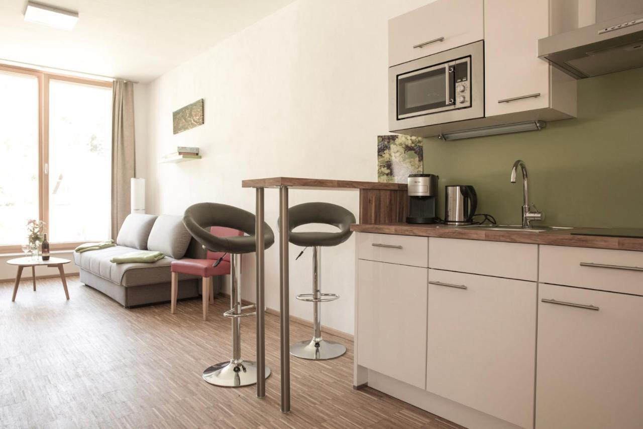 Ferienwohnung Am Weingut Eisenbock Strass  Exterior foto